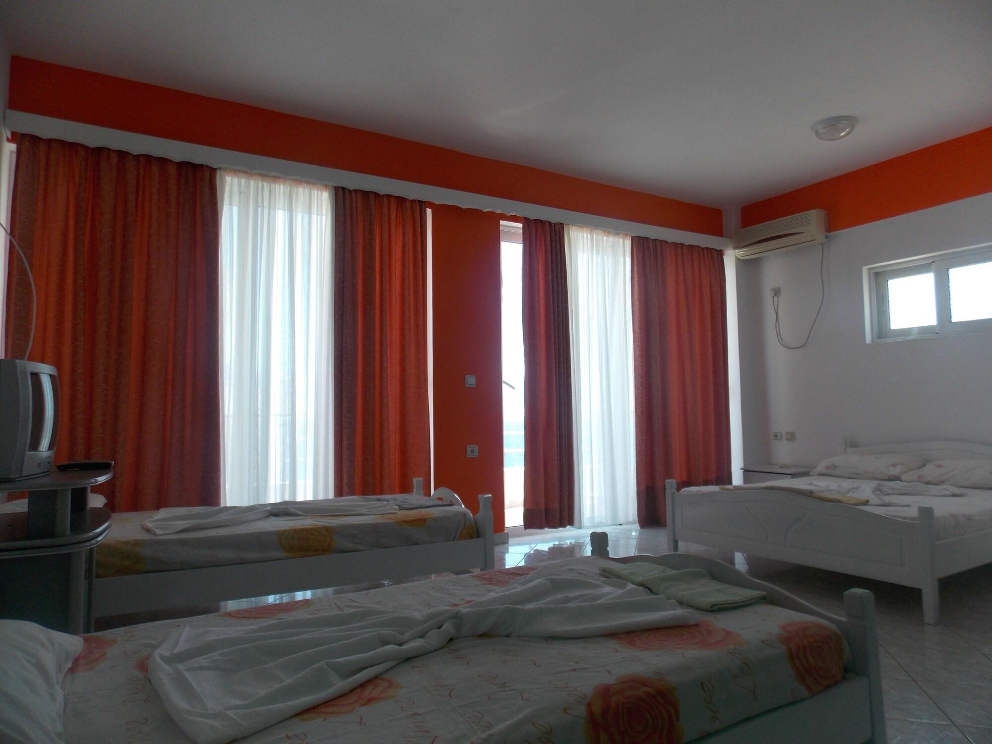 Damian Saranda Hotel Sarandë Exterior foto