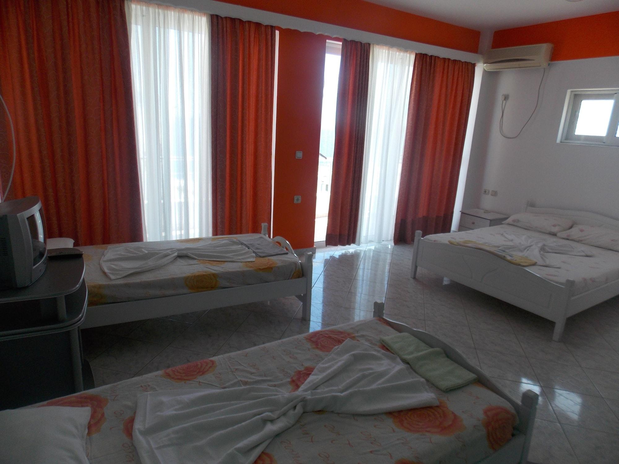 Damian Saranda Hotel Sarandë Exterior foto