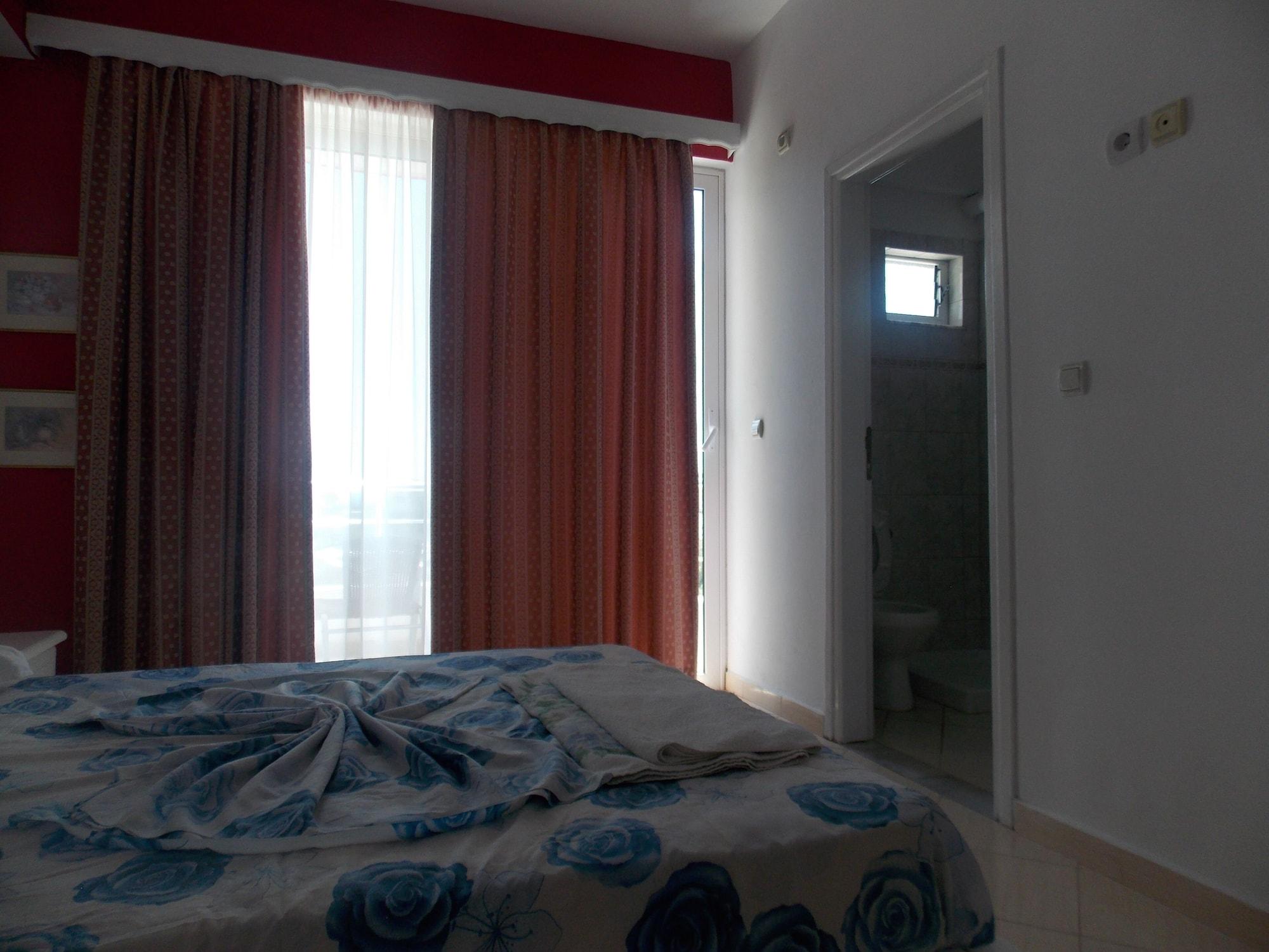 Damian Saranda Hotel Sarandë Exterior foto